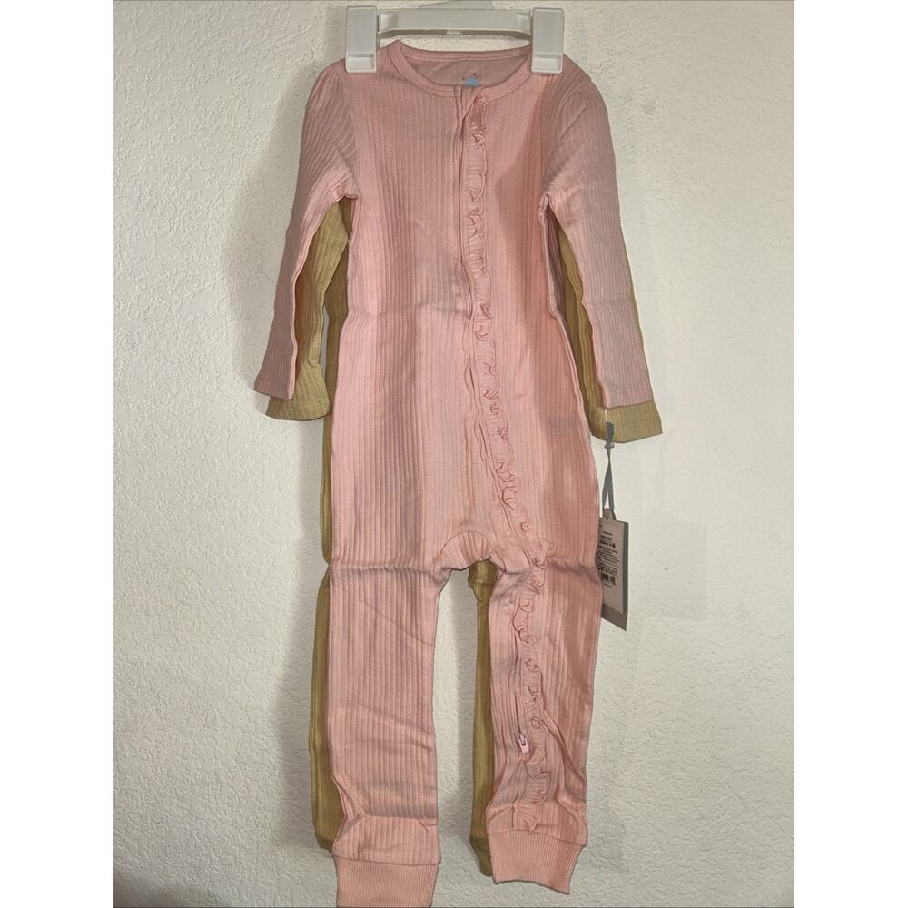 Lot Of 2 Infant Girls Cloud Island One Piece 18M NWT Pajamas Soft And Sweet Drew